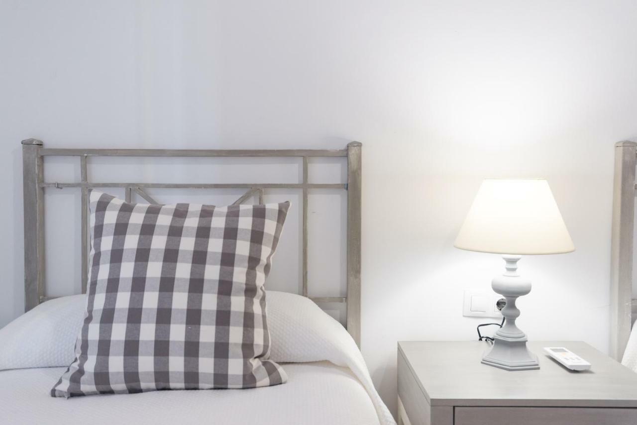Apartamento Con Encanto En Primera Linea De Playa Málaga Exterior foto